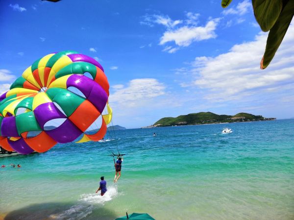 Professional snorkeling speedboat one-day trip to sea