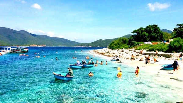 tour-4-dao-nha-trang-tron-goi-1